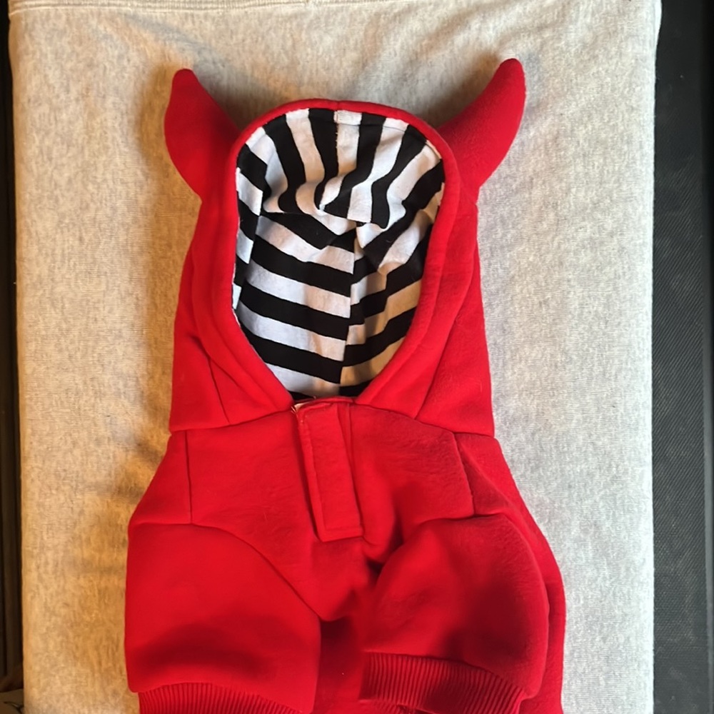 Little dog devil hoodie sweatshirt Perf 4 Halloween! M FFD Designer Doggie Wear